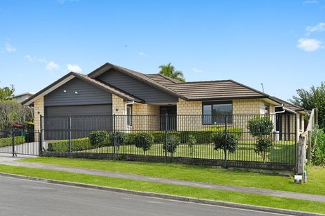Photo of property in 12 Te Ironui Place, Huntington, Hamilton, 3210