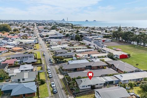 Photo of property in 1/35 Clemow Road, Fitzroy, New Plymouth, 4312