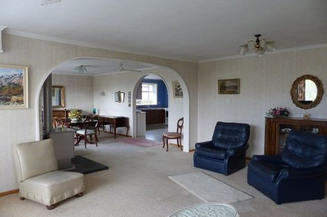 Photo of property in 76 Rhodes Street, Waimate, 7924