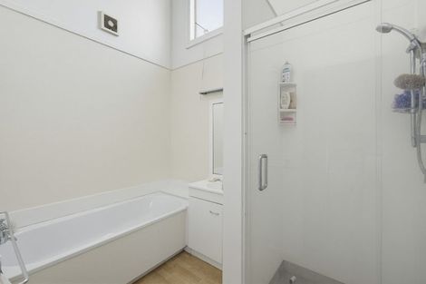 Photo of property in 90 Eatwell Avenue, Paraparaumu Beach, Paraparaumu, 5032