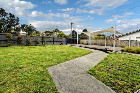 Photo of property in 124 Tiroroa Avenue, Te Atatu South, Auckland, 0610