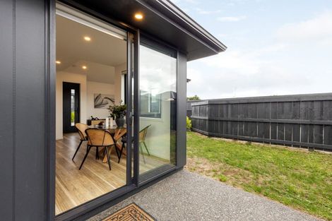 Photo of property in 2/9 Kingsley Street, Saint Andrews, Hamilton, 3200