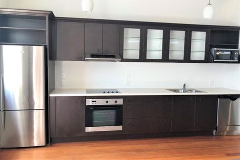 Photo of property in 207 Tasman Street, Mount Cook, Wellington, 6021