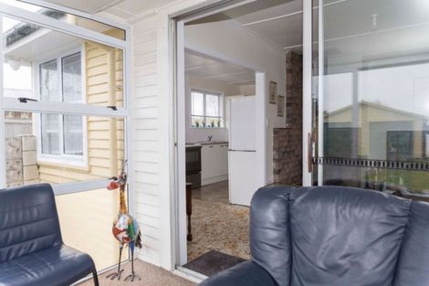 Photo of property in 28 Victor Street, Dannevirke, 4930