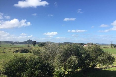 Photo of property in 14 Cole Road, Te Kopuru, 0391