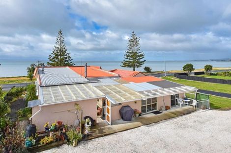 Photo of property in 903 East Coast Road, Kaiaua, Pokeno, 2473