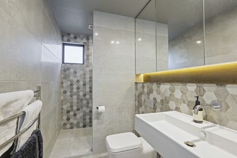 Photo of property in 12 Edgeware Road, St Albans, Christchurch, 8014