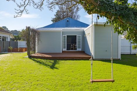 Photo of property in 354 Keyes Road, New Brighton, Christchurch, 8083