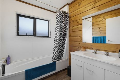 Photo of property in 15b Ngahu Street, Fairy Springs, Rotorua, 3015
