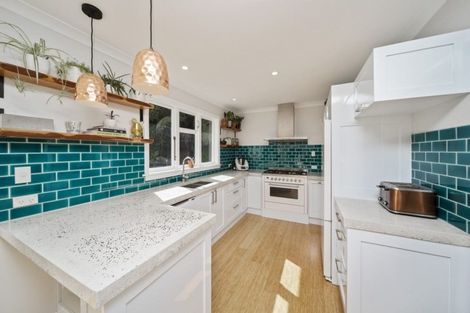 Photo of property in 388a Saint Aubyn Street, Moturoa, New Plymouth, 4310