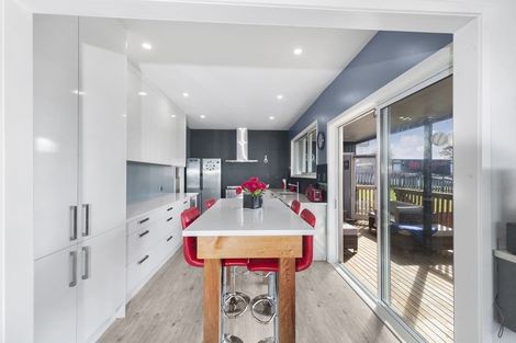 Photo of property in 156 Glamorgan Drive, Torbay, Auckland, 0630