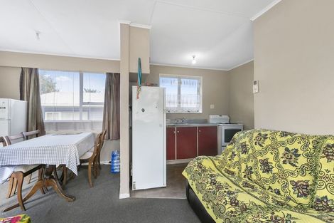 Photo of property in 15a Pencarrow Crescent, Wainuiomata, Lower Hutt, 5014