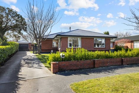 Photo of property in 6 Kingsgate Place, Burnside, Christchurch, 8053