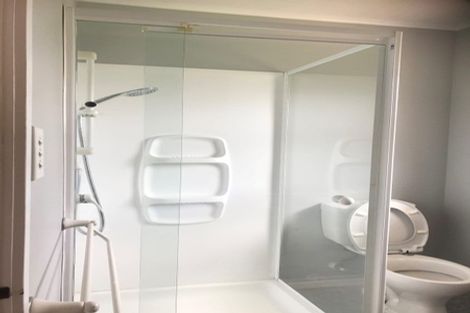 Photo of property in 3/53 Shakespeare Road, Milford, Auckland, 0620