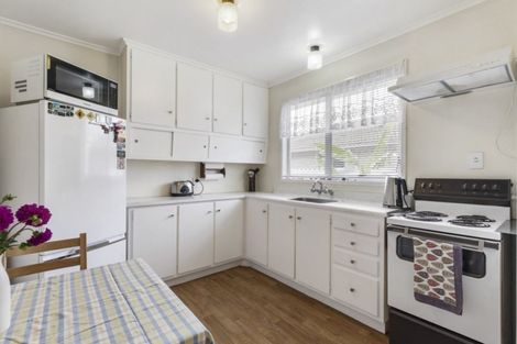 Photo of property in 2/7 Willerton Avenue, New Lynn, Auckland, 0600