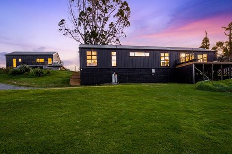 Photo of property in 42a Upland Road, Huia, Auckland, 0604