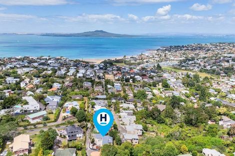 Photo of property in 32k Parr Terrace, Castor Bay, Auckland, 0620