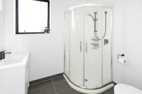 Photo of property in 2/12 Liston Crescent, Hillcrest, Hamilton, 3216