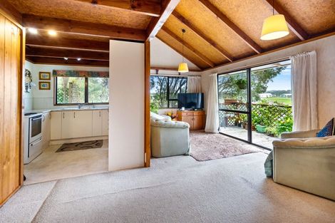 Photo of property in 129 Riverside Drive, Parahaki, Whangarei, 0112