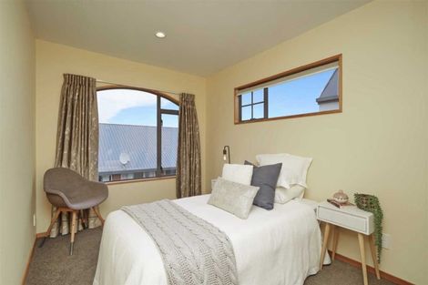 Photo of property in 3/96 Wainui Street, Riccarton, Christchurch, 8041