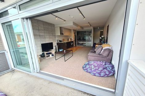 Photo of property in Masina Apartments, 111/80 Riddiford Street, Newtown, Wellington, 6021