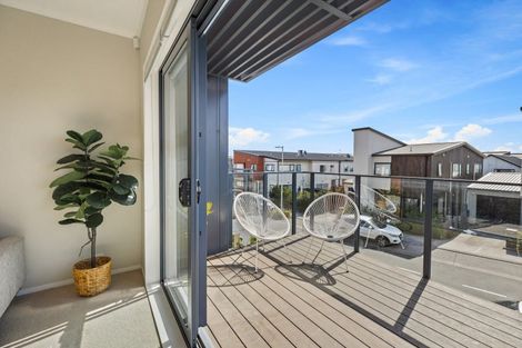 Photo of property in 11 Danga Lane, Hobsonville, Auckland, 0616