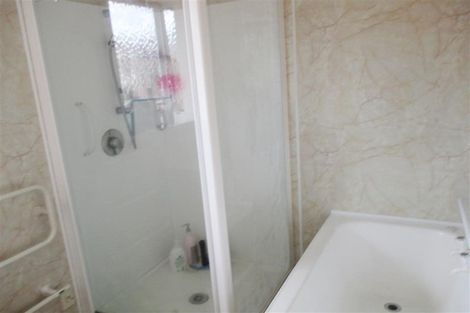 Photo of property in 5 Solway Avenue, Ilam, Christchurch, 8041