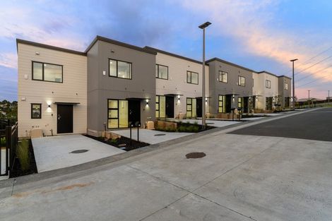 Photo of property in 27 Awhi Lane, Massey, 0614