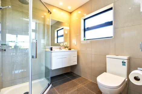 Photo of property in 10 Valley Heights Lane, Pukekohe, 2120