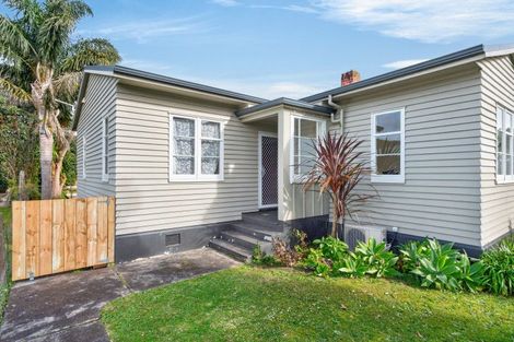 Photo of property in 23 Cairnfield Road, Kensington, Whangarei, 0112