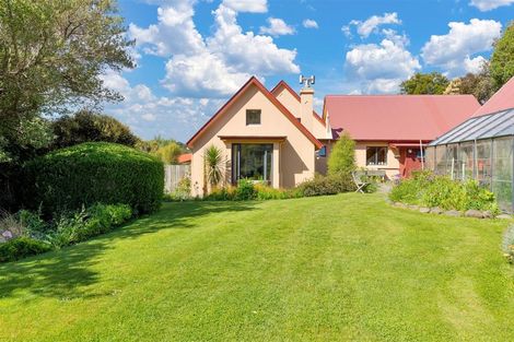 Photo of property in 104 French Farm Valley Road, French Farm, Akaroa, 7582