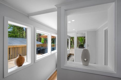 Photo of property in 45 Park Road, Titirangi, Auckland, 0604