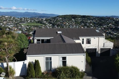 Photo of property in 5 Gavaskar Place, Khandallah, Wellington, 6035