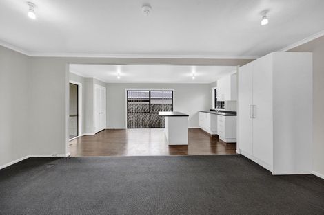 Photo of property in 10 Silvan Place, Bell Block, New Plymouth, 4312