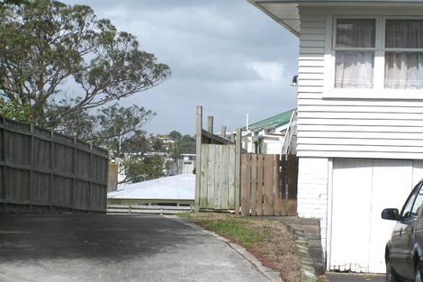 Photo of property in 1/22 Lyttelton Avenue, Forrest Hill, Auckland, 0620