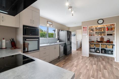 Photo of property in 2 Fencourt Crescent, Katikati, 3129