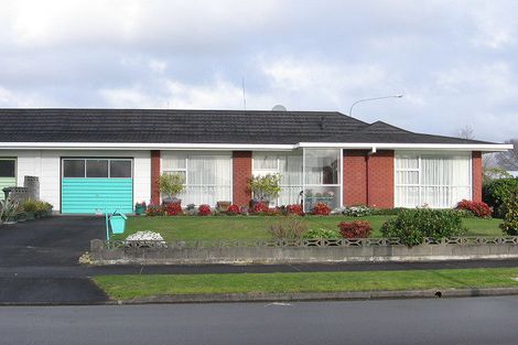 Photo of property in 23 Wallace Place, Hokowhitu, Palmerston North, 4410