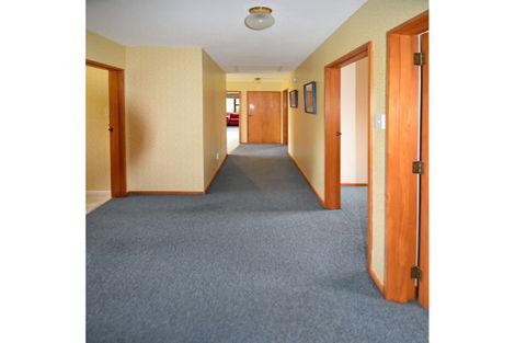 Photo of property in 11 Saint Cuthbert Place, Omarama, 9412