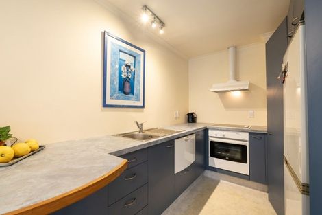 Photo of property in 8d Heath Street, Mount Maunganui, 3116