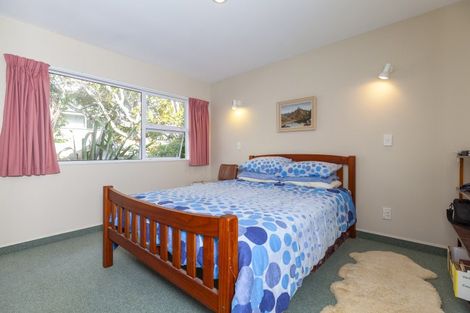 Photo of property in 6b Wharemauku Road, Raumati Beach, Paraparaumu, 5032