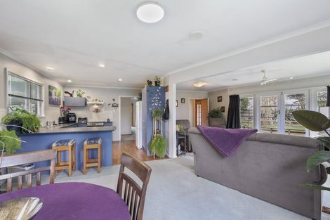 Photo of property in 109 High Street, Oxford, 7430