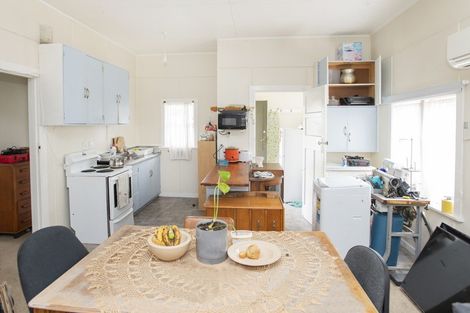 Photo of property in 299 Kahutia Street, Gisborne, 4010