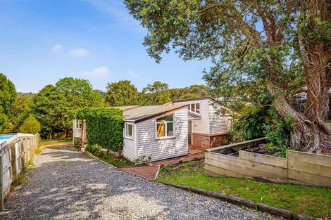 Photo of property in 57 Rimutaka Place, Titirangi, Auckland, 0604