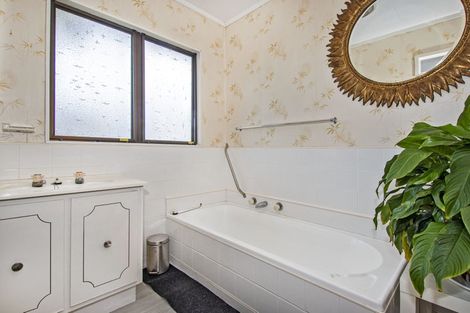 Photo of property in 2/117 Paramount Parade, Tikipunga, Whangarei, 0112