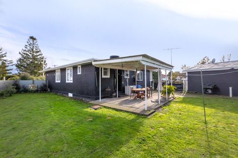 Photo of property in 27 Kummer Crescent, Masterton, 5810