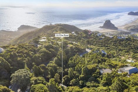 Photo of property in 110 Piha Road, Piha, New Lynn, 0772