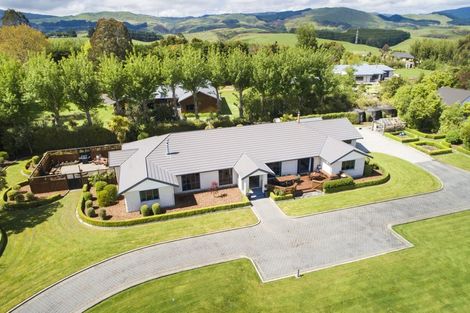 Photo of property in 294 Polson Hill Drive, Aokautere, Palmerston North, 4471