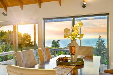 Photo of property in 28 Edwin Mitchelson Road, Muriwai, Waimauku, 0881