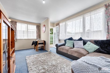 Photo of property in 2/95 Clouston Park Road, Clouston Park, Upper Hutt, 5018