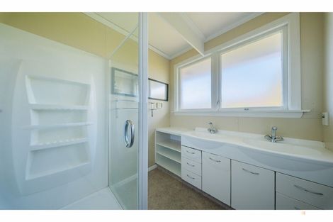 Photo of property in 8 Kowhai Street, Highfield, Timaru, 7910